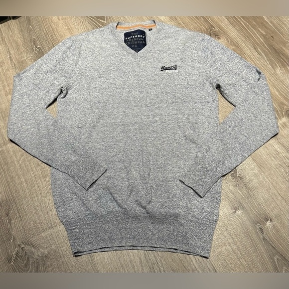 SUPERDRY - Men’s Cashmere Blend V Neck Sweater - Picture 1 of 10